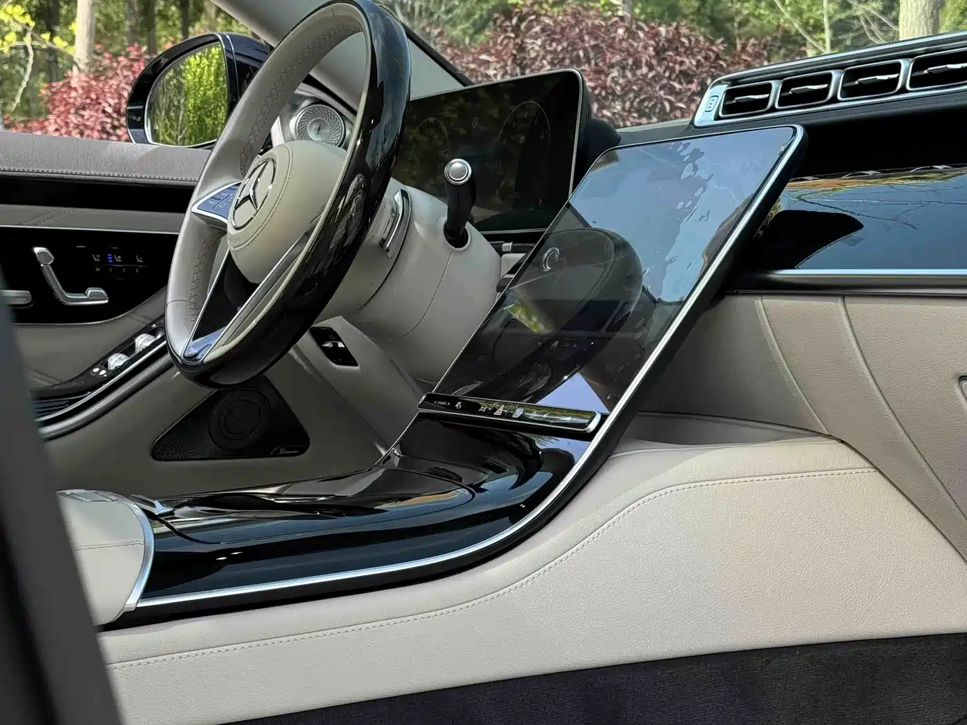 Mercedes-Benz Maybach S-Class 2022 S 480 4MATIC Intelligent Premium Special Edition фото 13