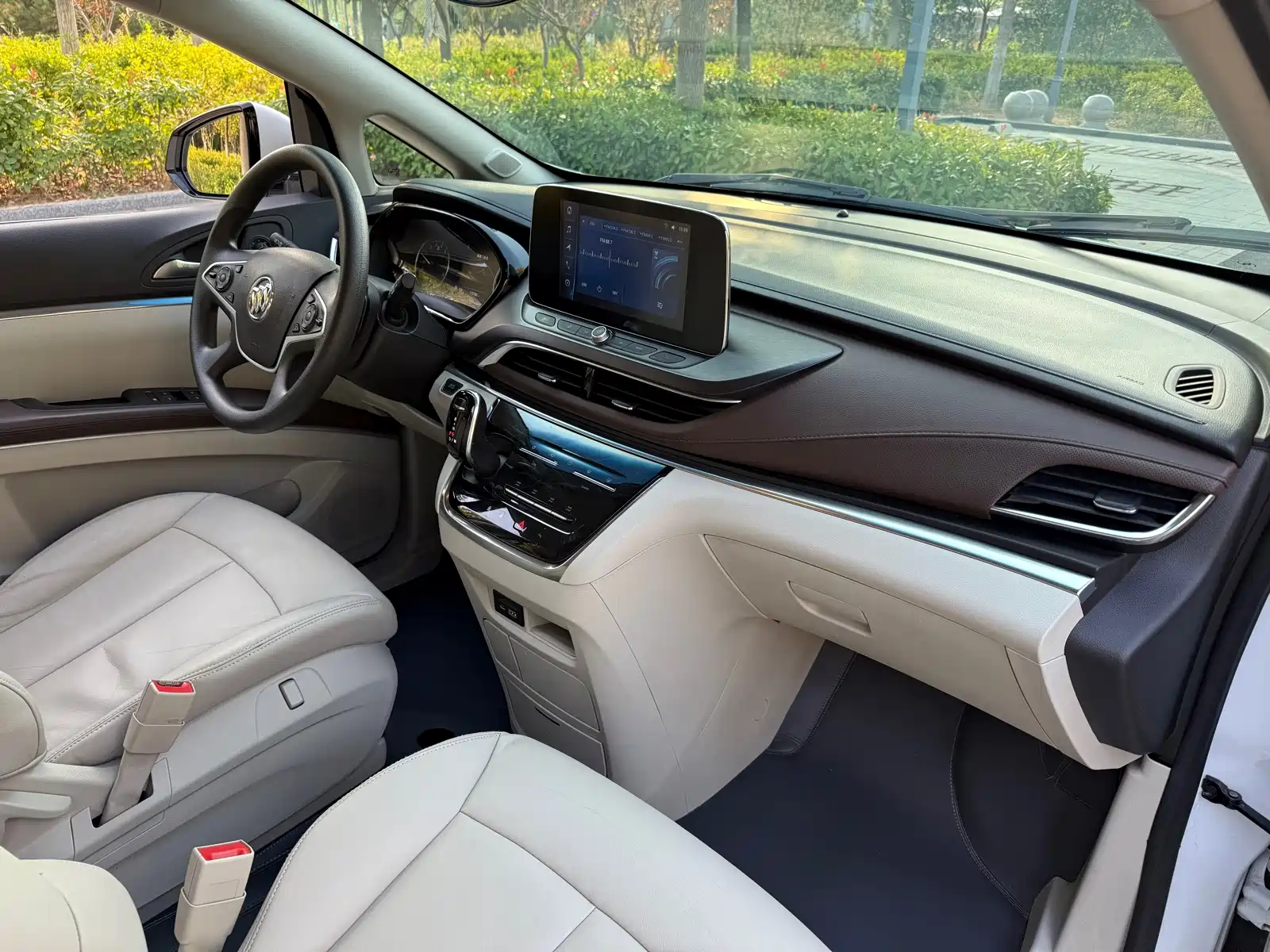 Фото 16 - Buick GL8
