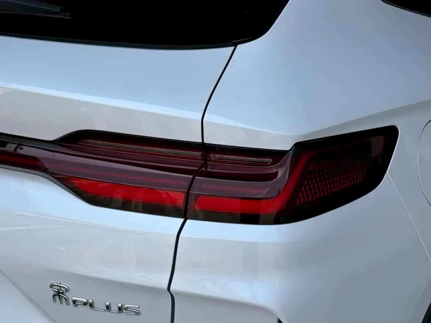 BYD Song PLUS PHEV 2024 Glory Edition EV 520km Luxury фото 11