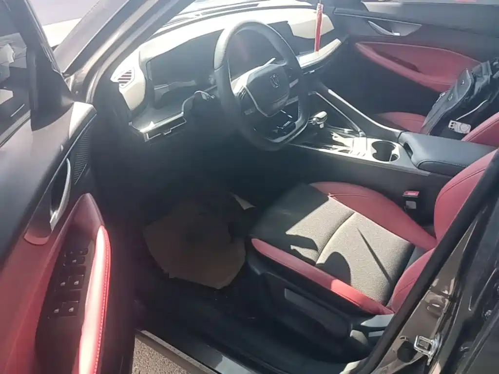 Changan CS35 PLUS 2024 2023 Enjoyment Edition 1.4T DCT Luxury