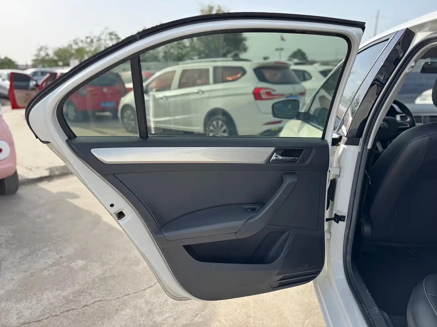 Škoda Rapid 2019 1.5L Automatic Comfort Version China VI фото 27