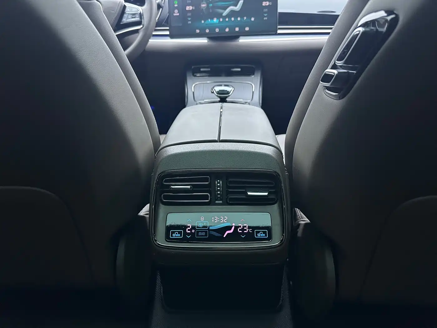 BYD Han 2020 DM AWD Performance Premium фото 14