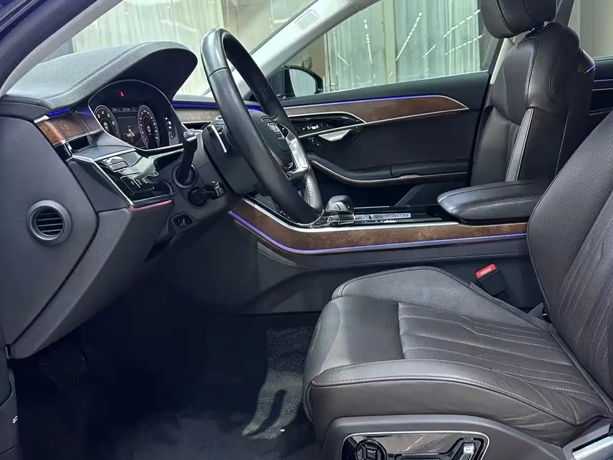 Audi A8 2019 Plus A8L 50 TFSI quattro Luxury фото 4