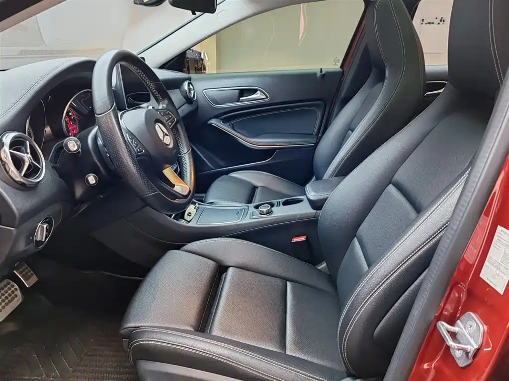 Mercedes-Benz GLA 2019 GLA 200 Fashion фото 10