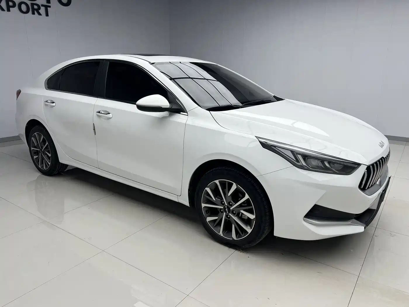 Kia K3 2021 1.5L CVT Fashion Edition фото 3