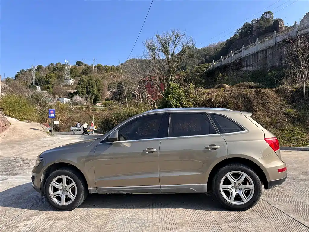 Audi Q5 2011 2.0TFSI Progressive фото 19