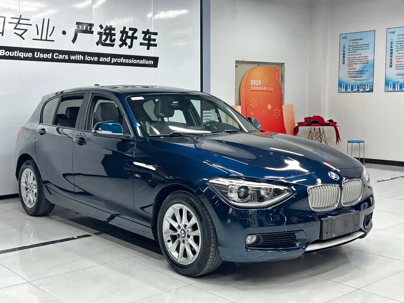 BMW 1 Series (Import) 2013 Facelift 116i Urban Model фото 3