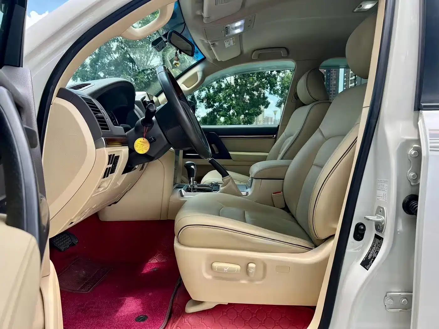 2018 Toyota Land Cruiser (Import)