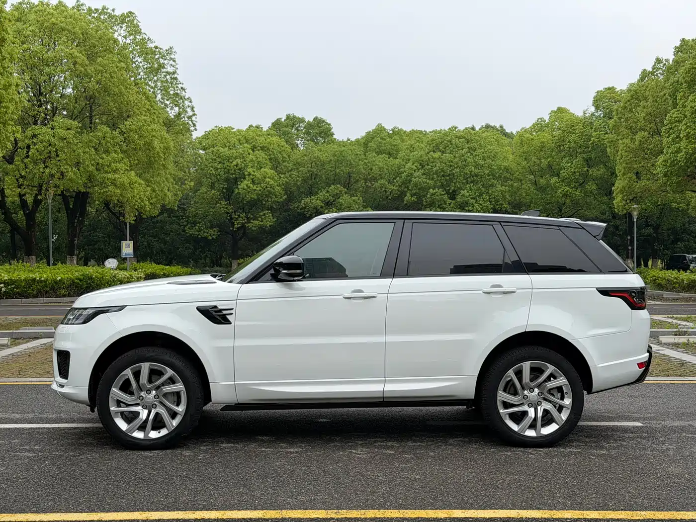 Land Rover Range Rover Sport 2020 3.0 L6 HSE DYNAMIC фото 23