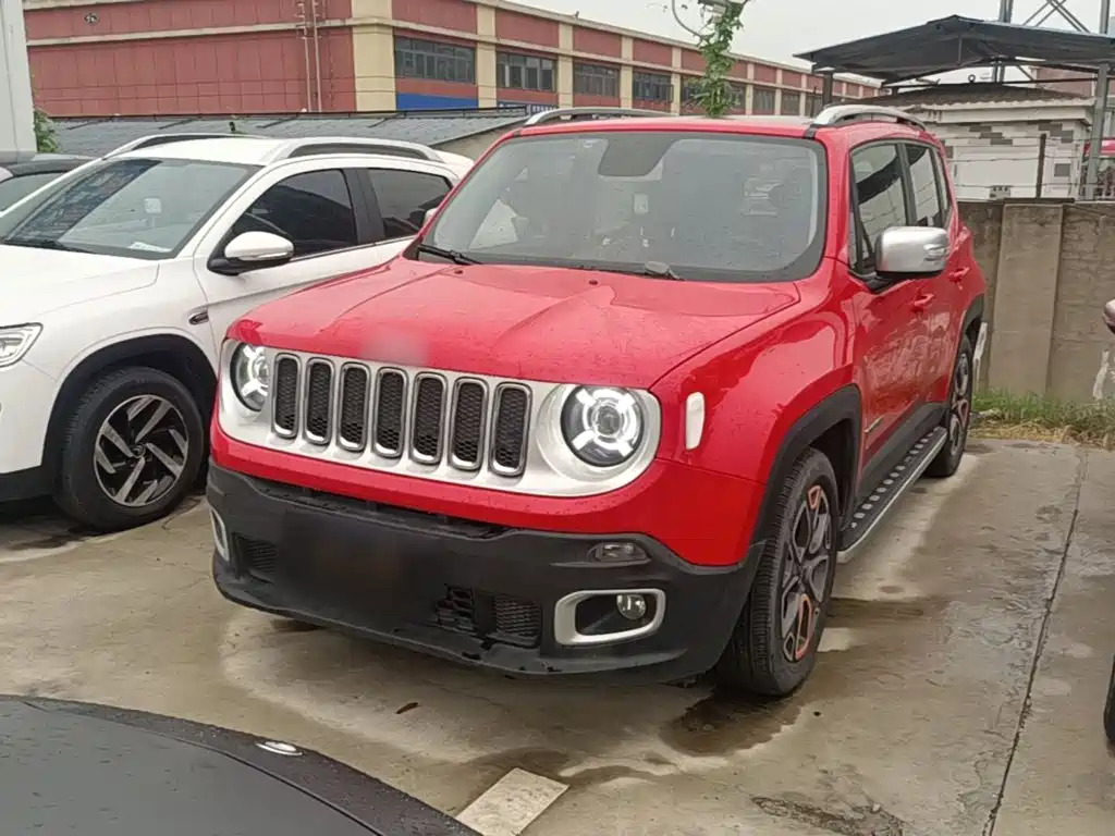Photo 1 - Jeep Renegade