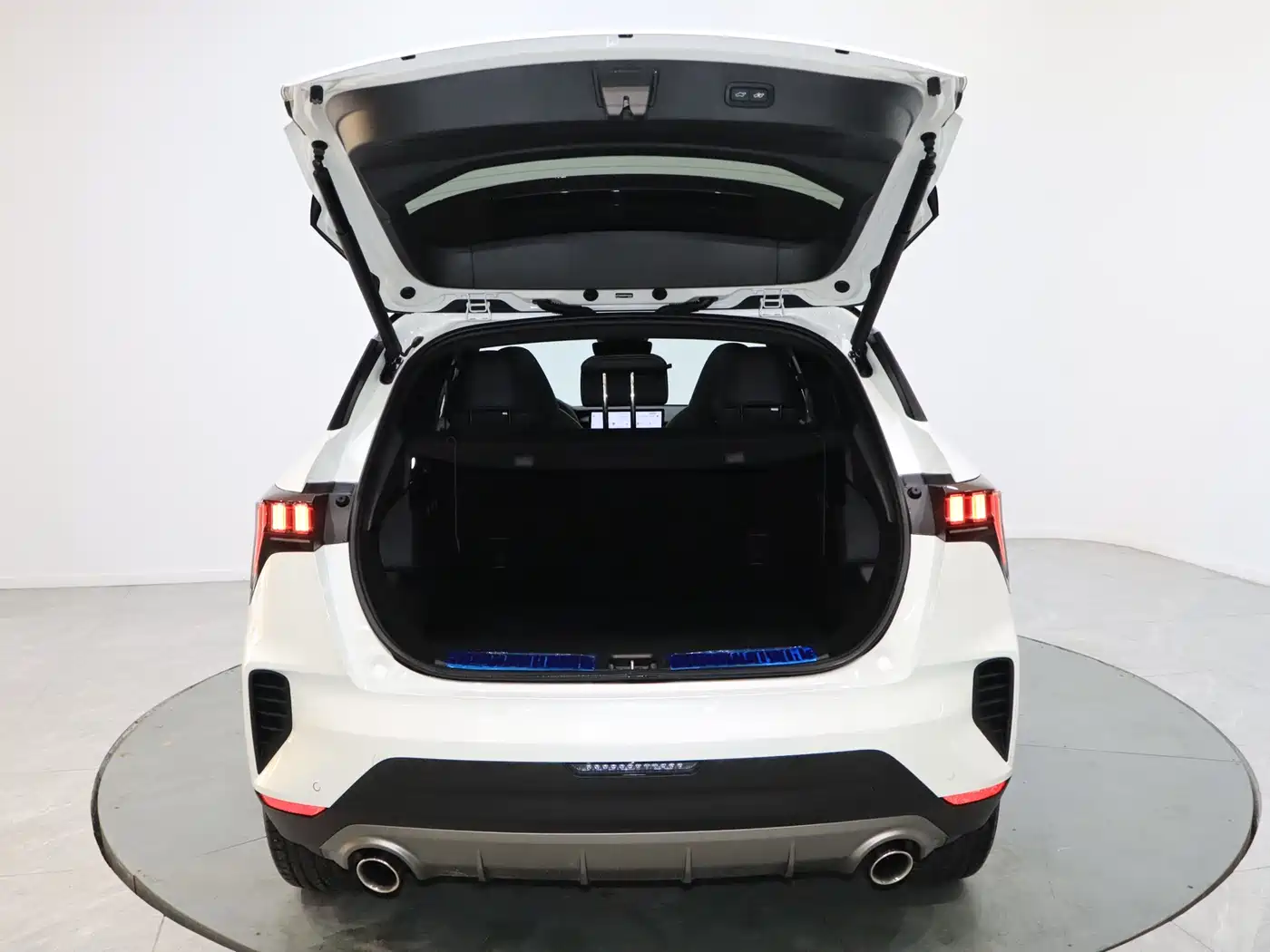 Lynk & Co 06 2023 Remix 1.5T Power Halo фото 16