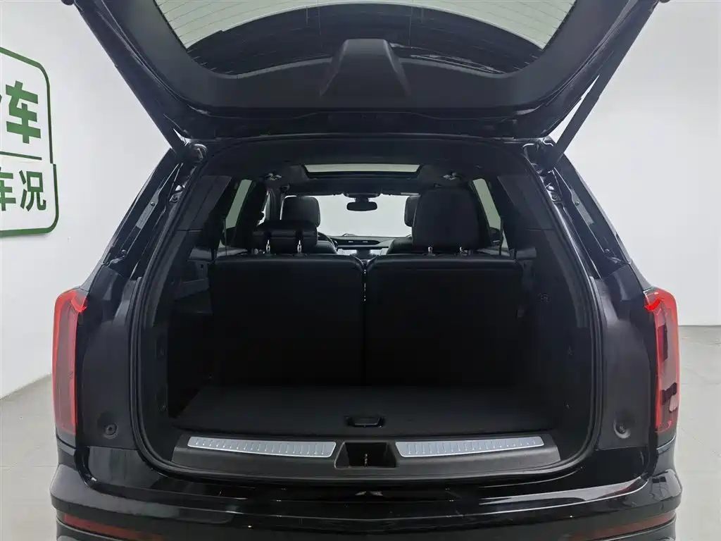 Cadillac XT6 2021 2.0T 6-seater 4WD Luxury фото 16