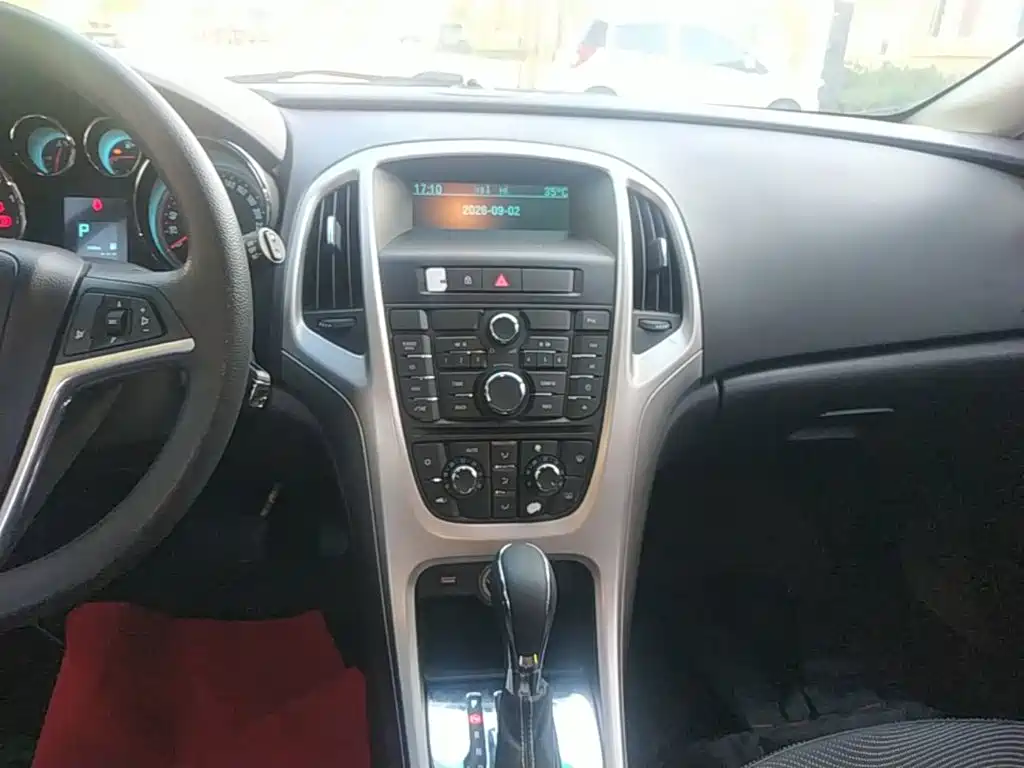 Фото 13 - Buick Excelle