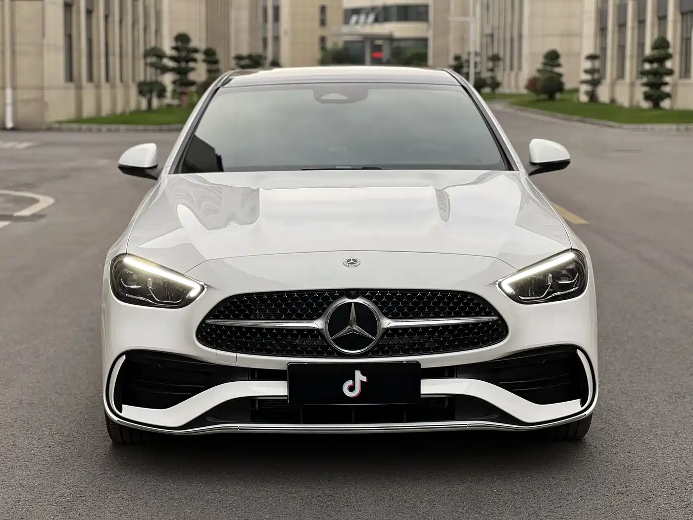 Mercedes-Benz C-Class 2022 C 260 L Sport Edition фото 2
