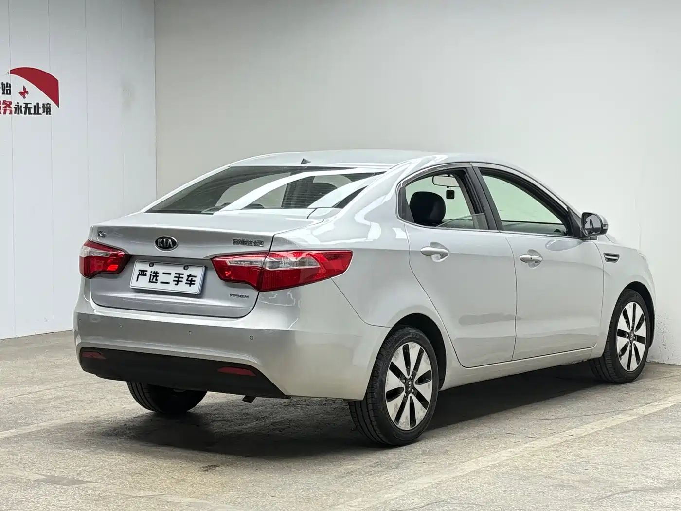 Kia K2 2012 Sedan 1.6L AT Premium ECO Commemorative Edition фото 9