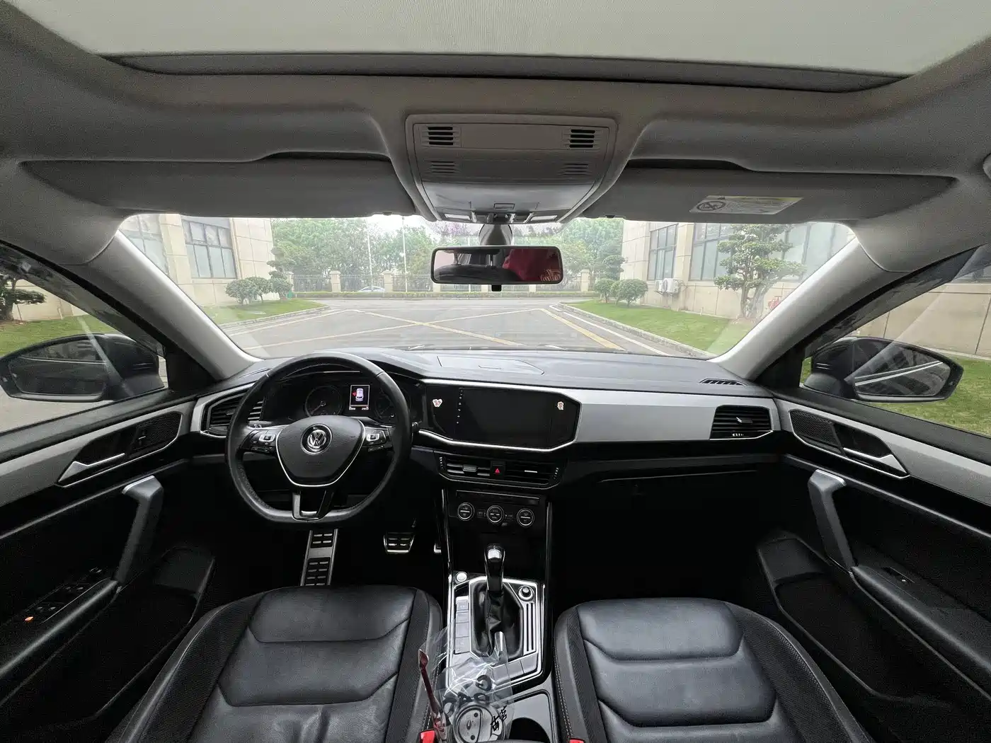 Volkswagen Tayron 2020 280TSI 2WD Luxury Smart Edition фото 12
