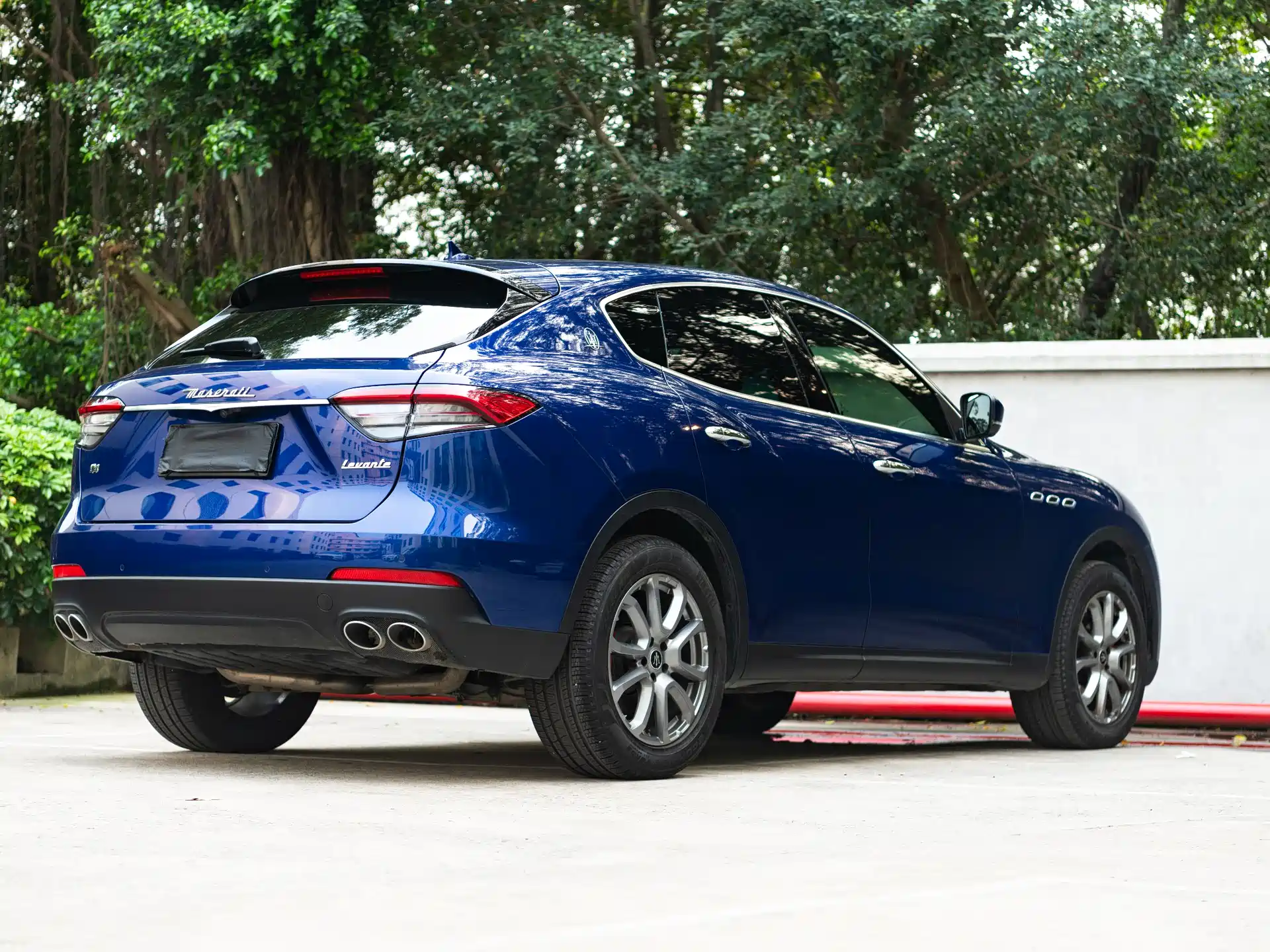 Photo 9 - Maserati Levante