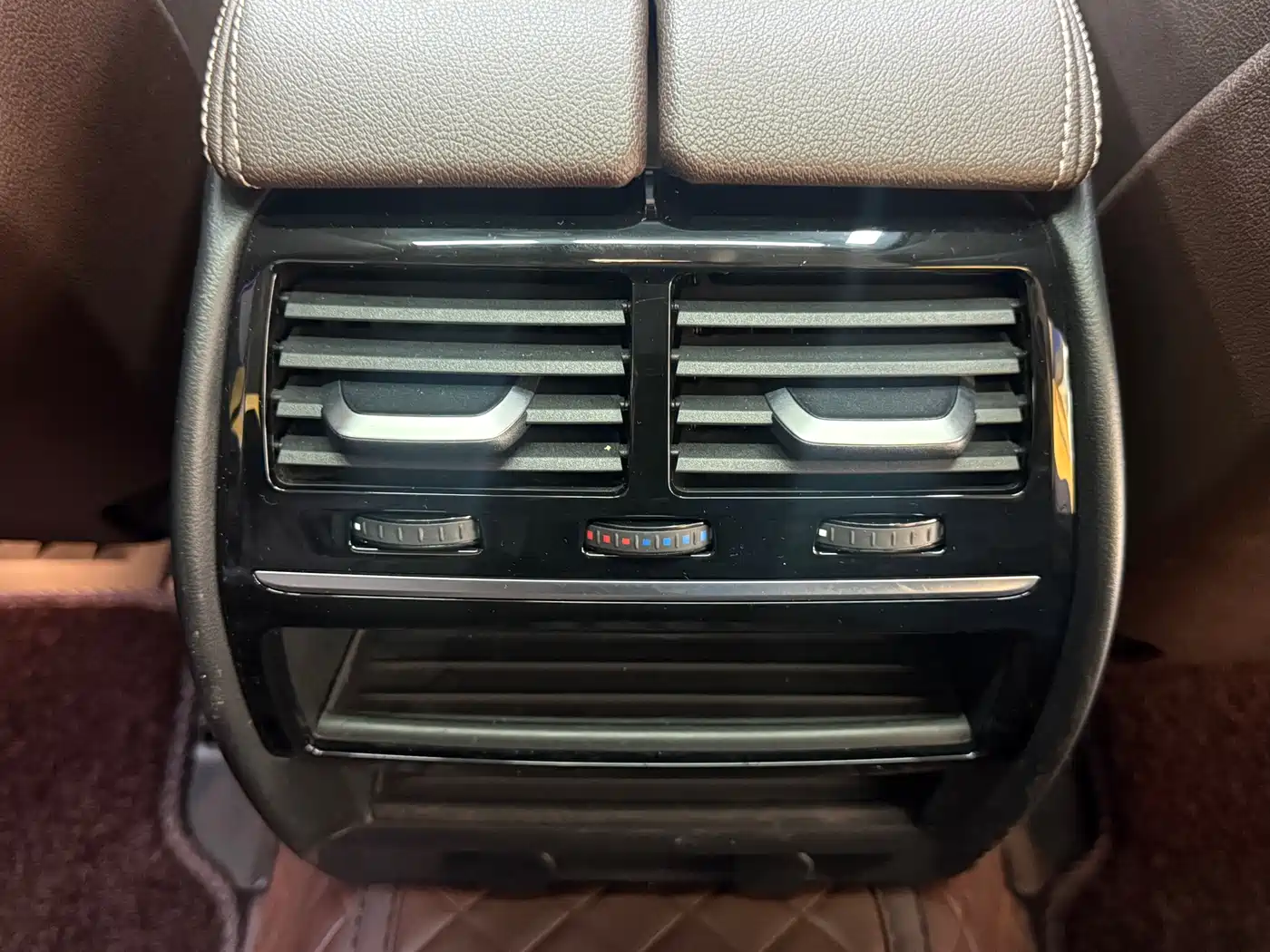 BMW 5 Series 2018 525Li Luxury Package фото 15