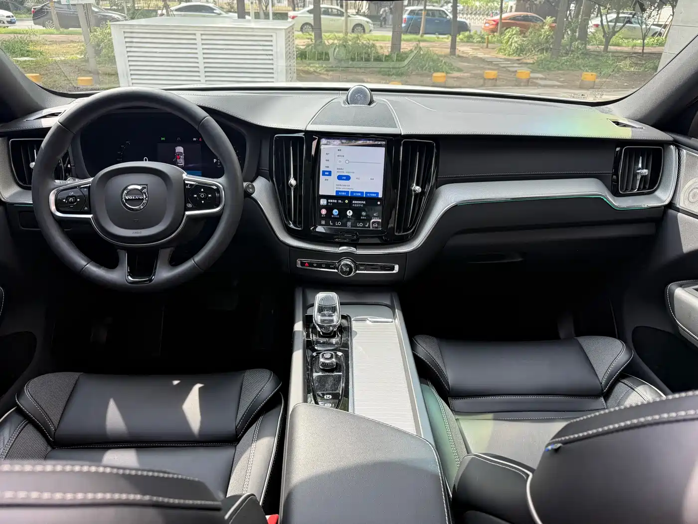 Photo 12 - Volvo XC60