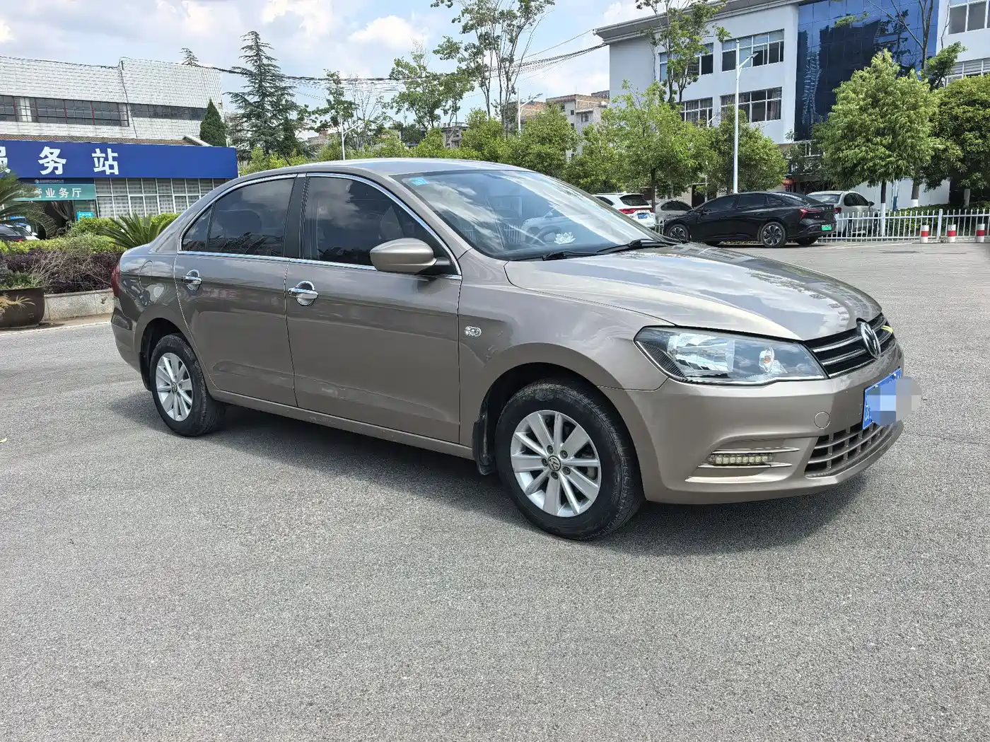 Volkswagen Jetta 2015 1.6L Manual Trend фото 3