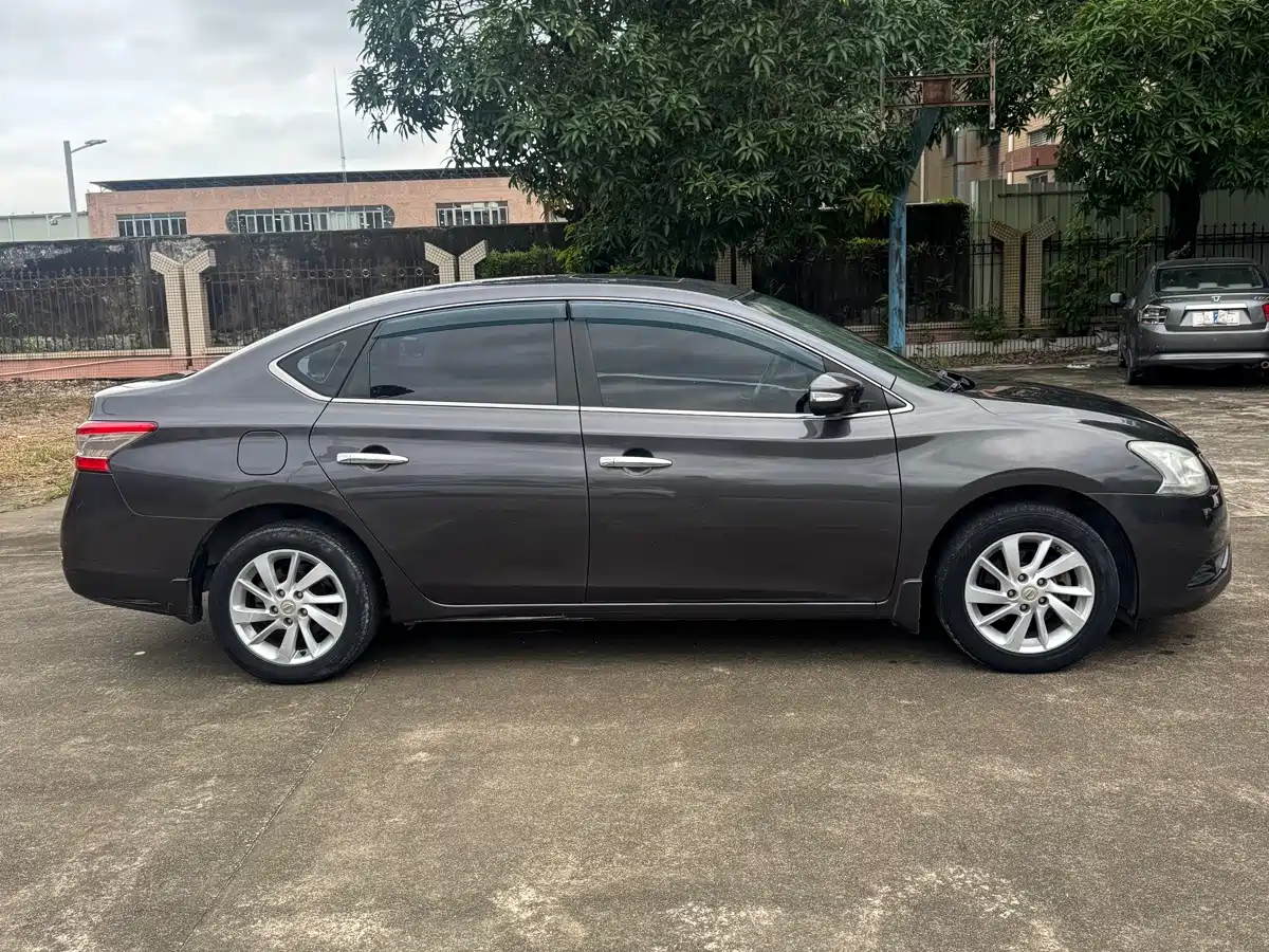 Фото 4 - Nissan Sylphy