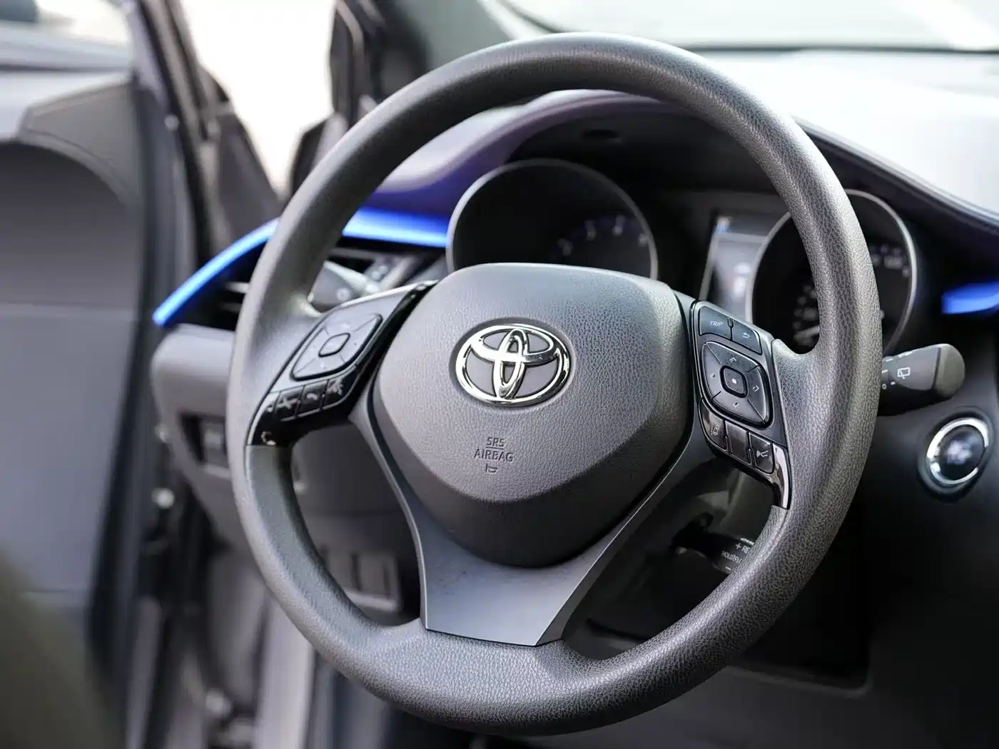 Toyota IZOA 2020 2.0L Yi Xiang Edition фото 6