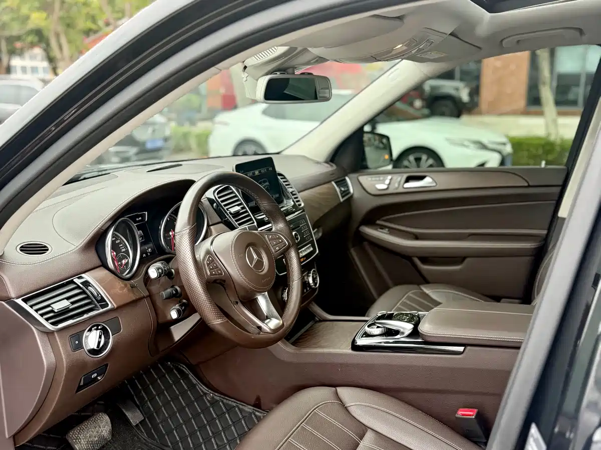 Mercedes-Benz GLS 2016 GLS 400 4MATIC Dynamic фото 22