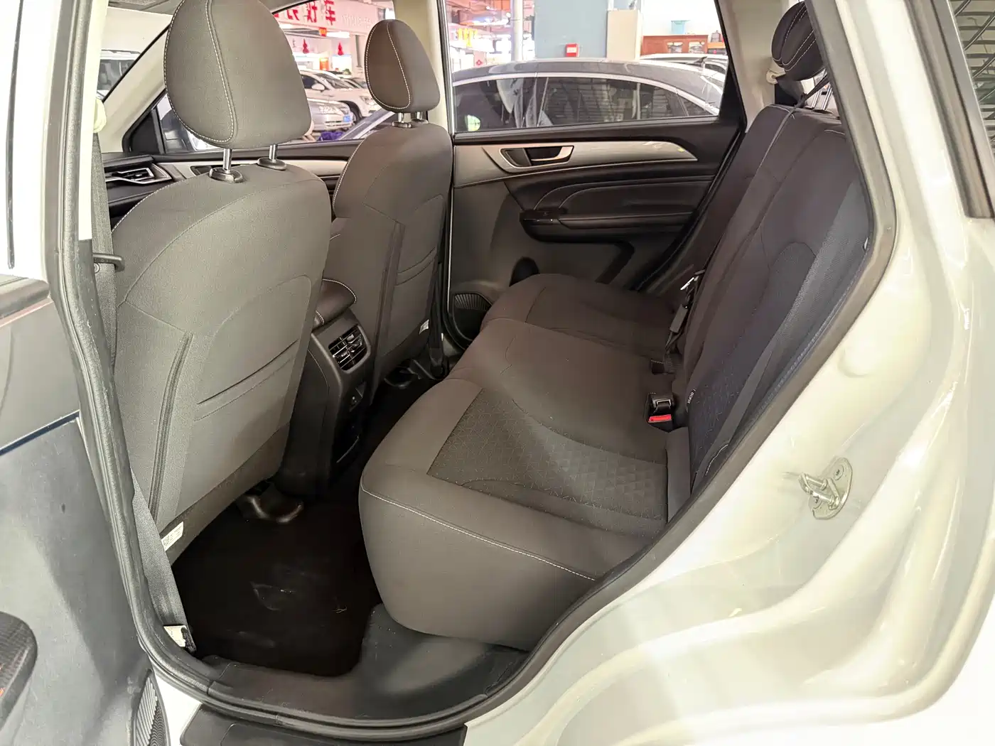 Haval M6 2021 PLUS 1.5T DCT Elite Smart Connect фото 9