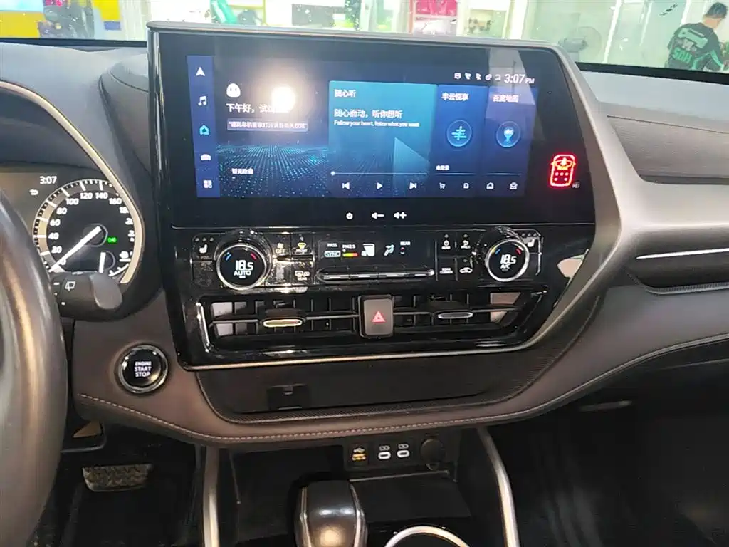 Toyota Highlander 2022 380T 4WD Premium 7-Seater фото 13