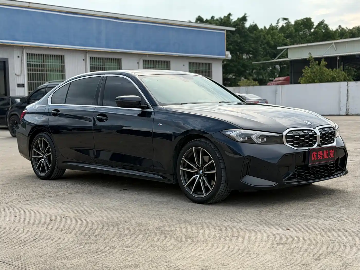 BMW 3-SERIES