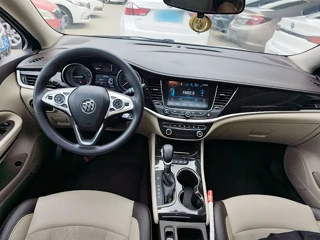 Buick Verano 2017 Sedan 15S Automatic Leading фото 10