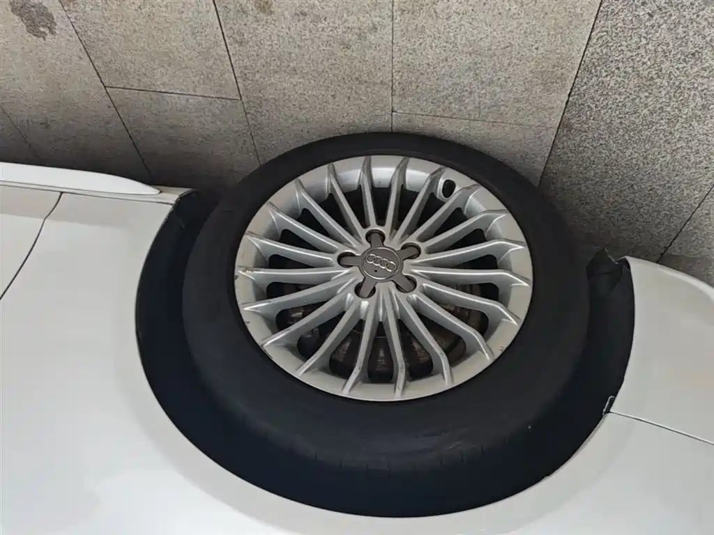 Audi A4L 2015 35 TFSI Auto Comfort фото 23