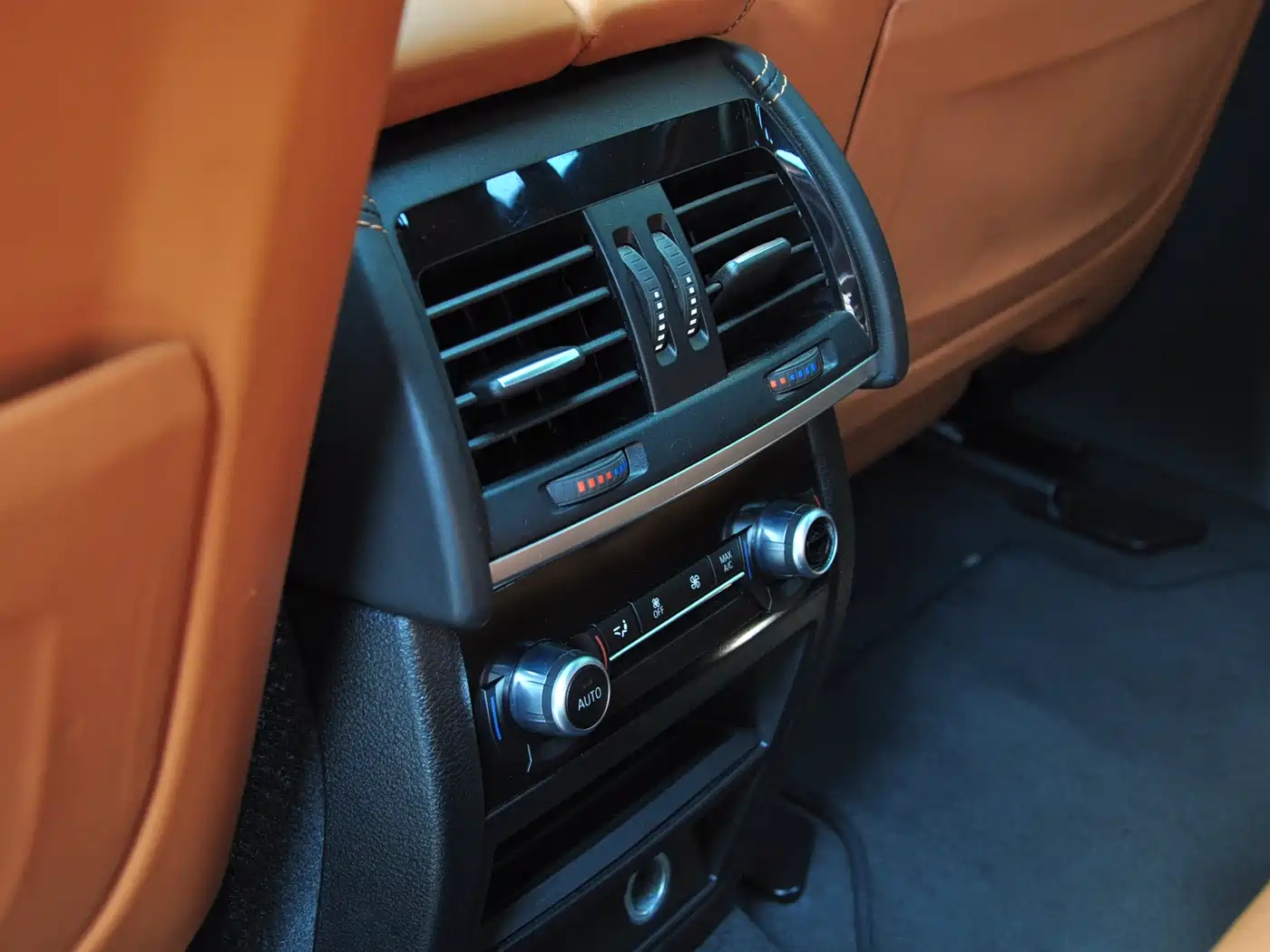BMW X6 M 2015 X6 M фото 13