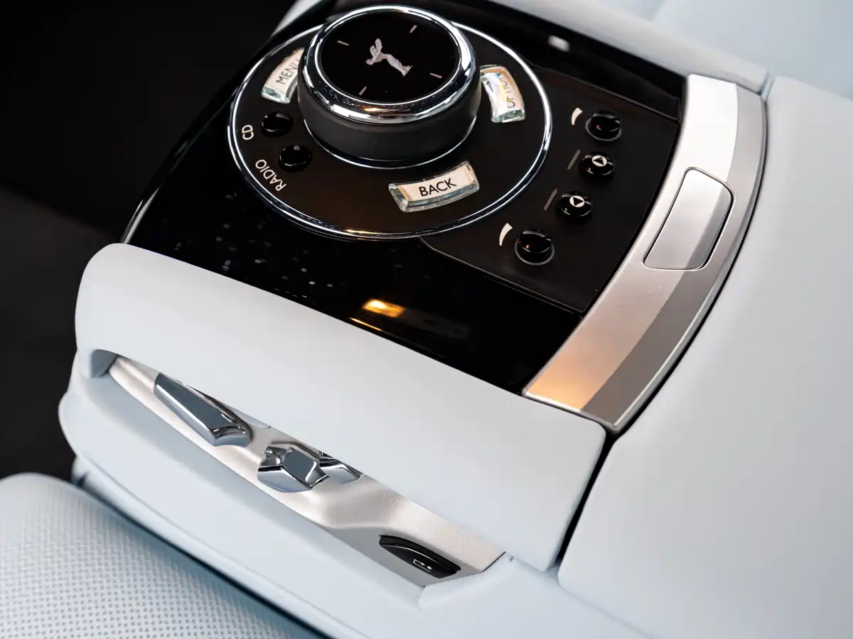Фото 13 - Rolls-Royce Ghost