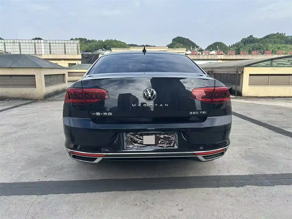 Volkswagen Magotan 2020 330TSI DSG Luxury фото 8
