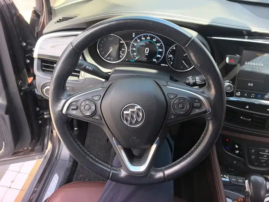 Фото 15 - Buick Envision Plus