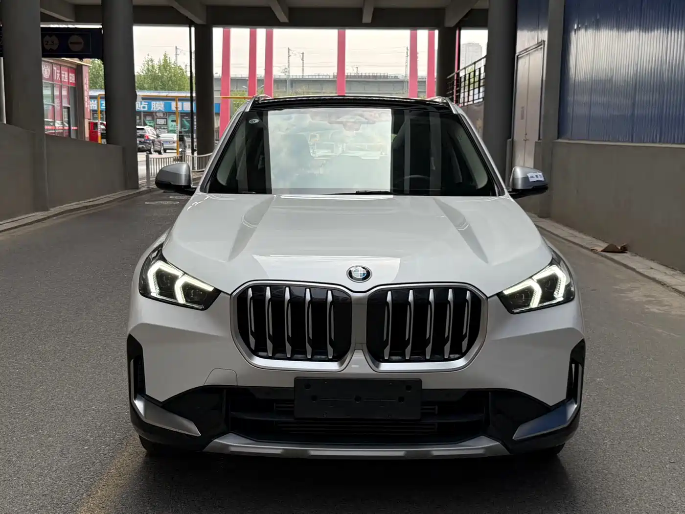 BMW X1 2023 sDrive20Li X Design Package фото 2