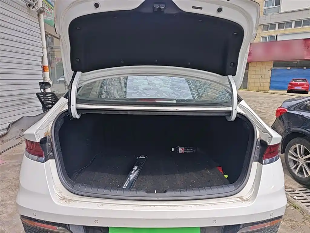 Hyundai Fista 2019 280TGDi Sport Edition China VI фото 19