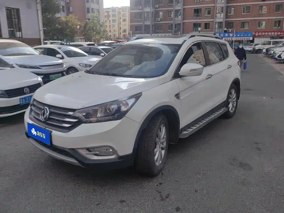 Dongfeng Aeolus Dongfeng Fengshen AX7 2015 2015 2.0L Automatic Smart Ease