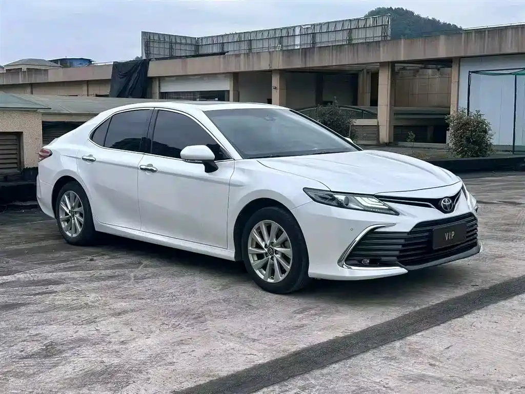 Toyota Camry 2021 2.0G Luxury Edition фото 7