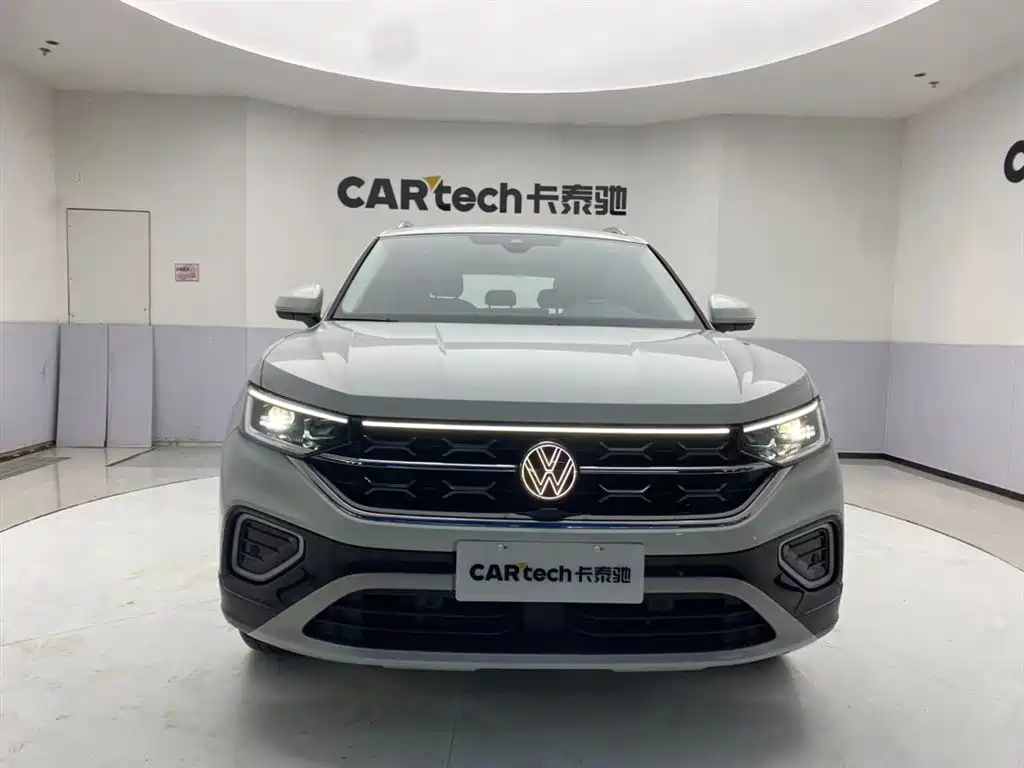 Volkswagen Tayron 2024 330TSI 2WD Luxury Plus Advanced фото 3