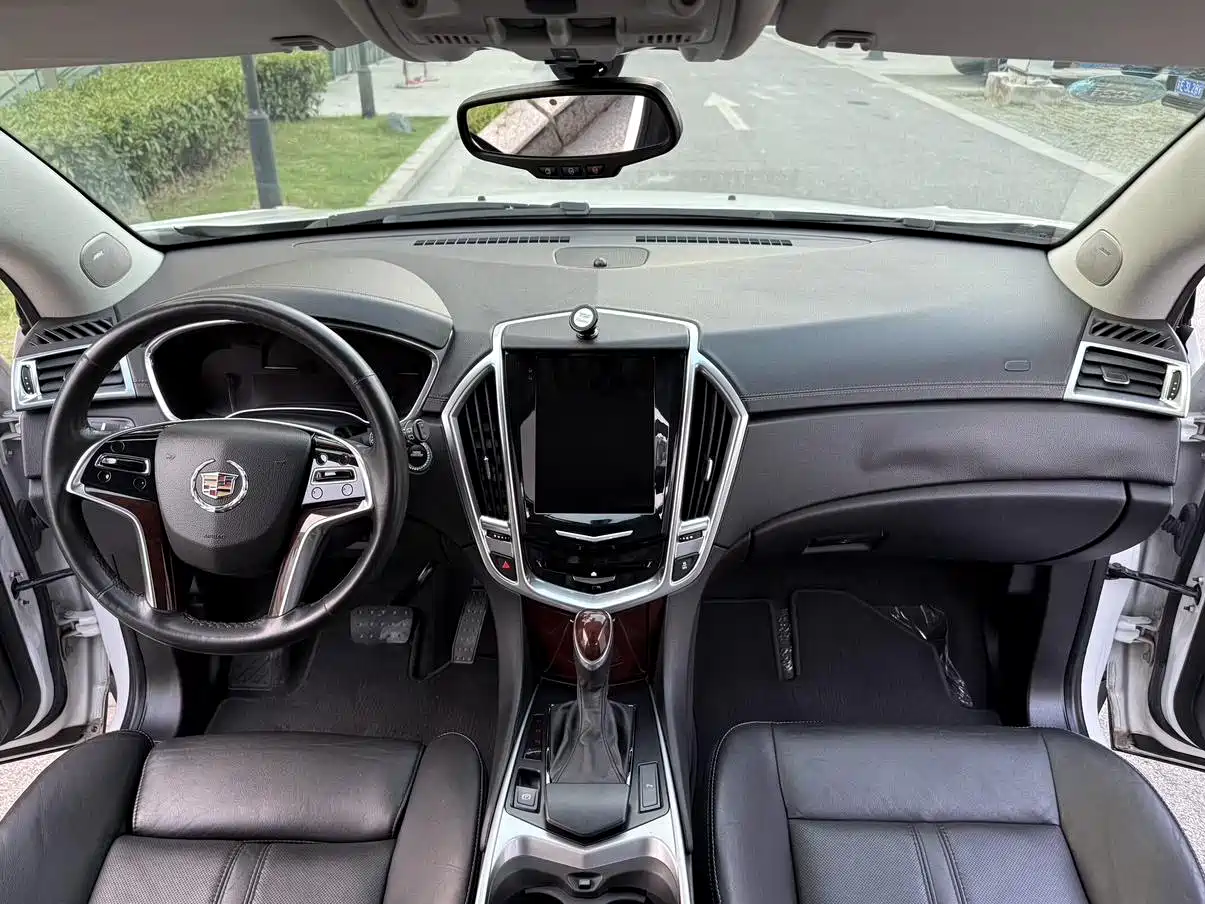 Cadillac SRX 2013 3.0L Elite фото 7