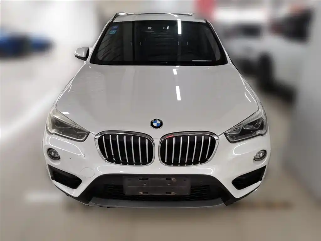 BMW X1 2016 sDrive18Li Premium Model фото 5