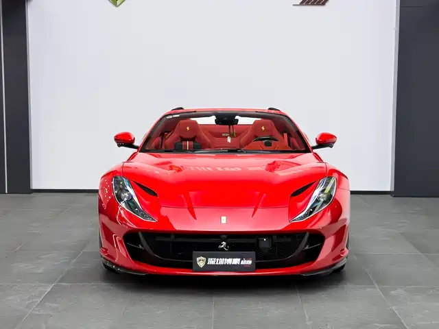 ferrari 812