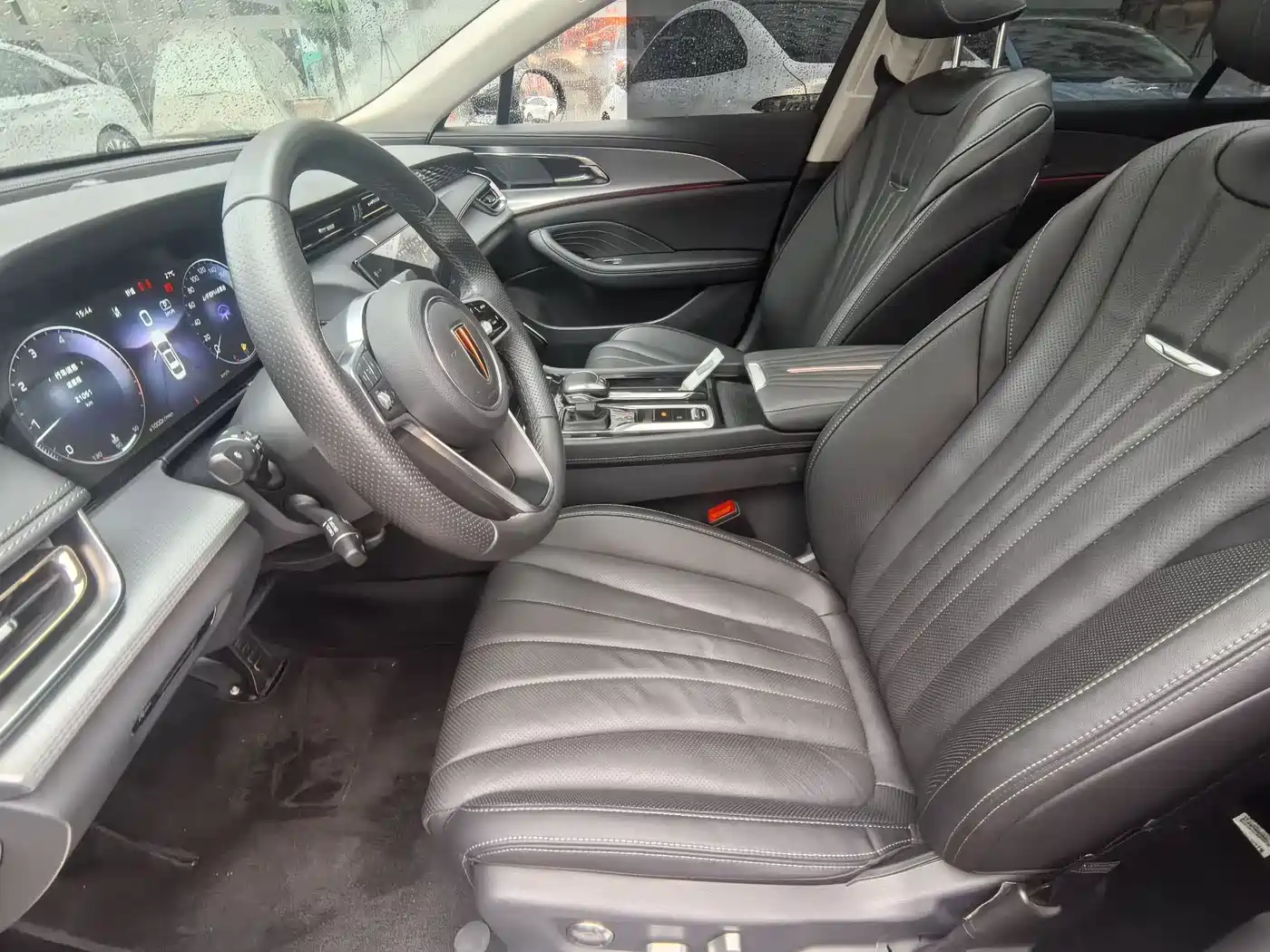 Hongqi H5 2024 2.0T Automatic Smart Connect Flag Smooth Edition фото 8