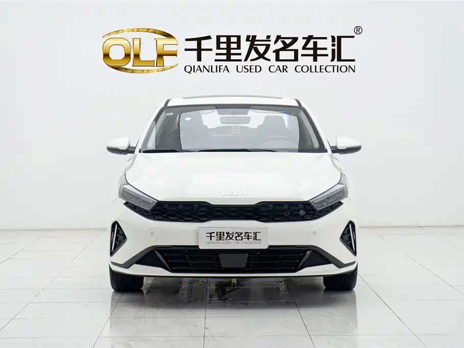 Kia K3 2024 1.5L CVT Comfort Premium Edition фото 2