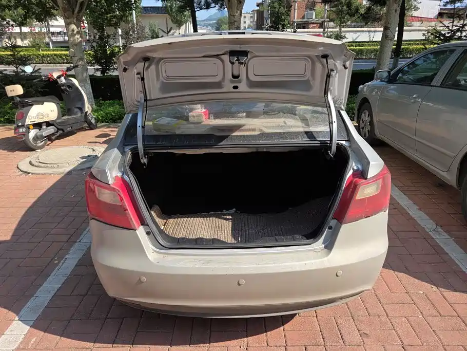 Changan Yuexiang V3 2014 2012 1.3L Manual Standard