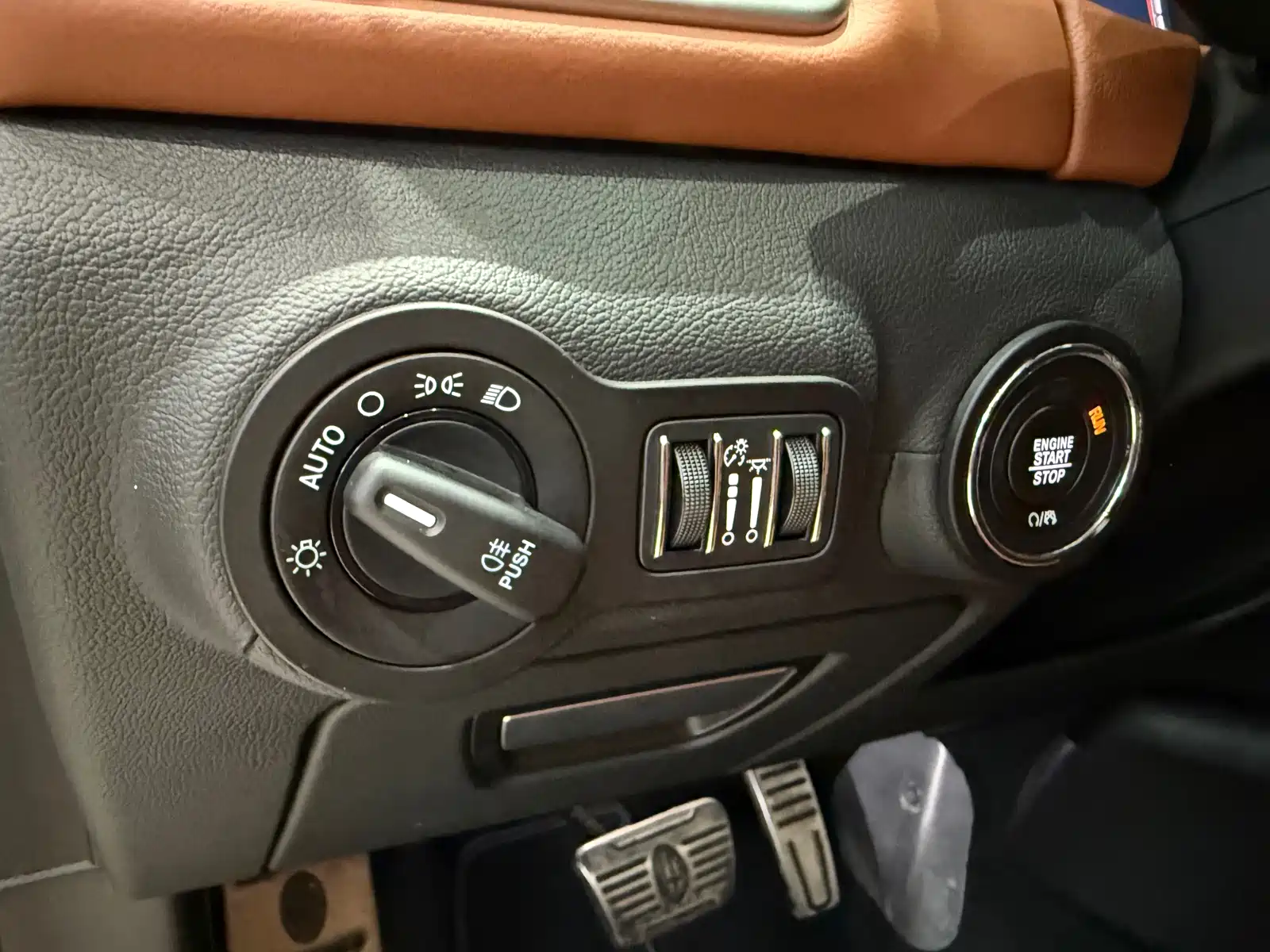 Photo 11 - Maserati Ghibli