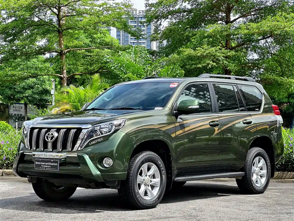 Toyota Prado (Import) фото 2