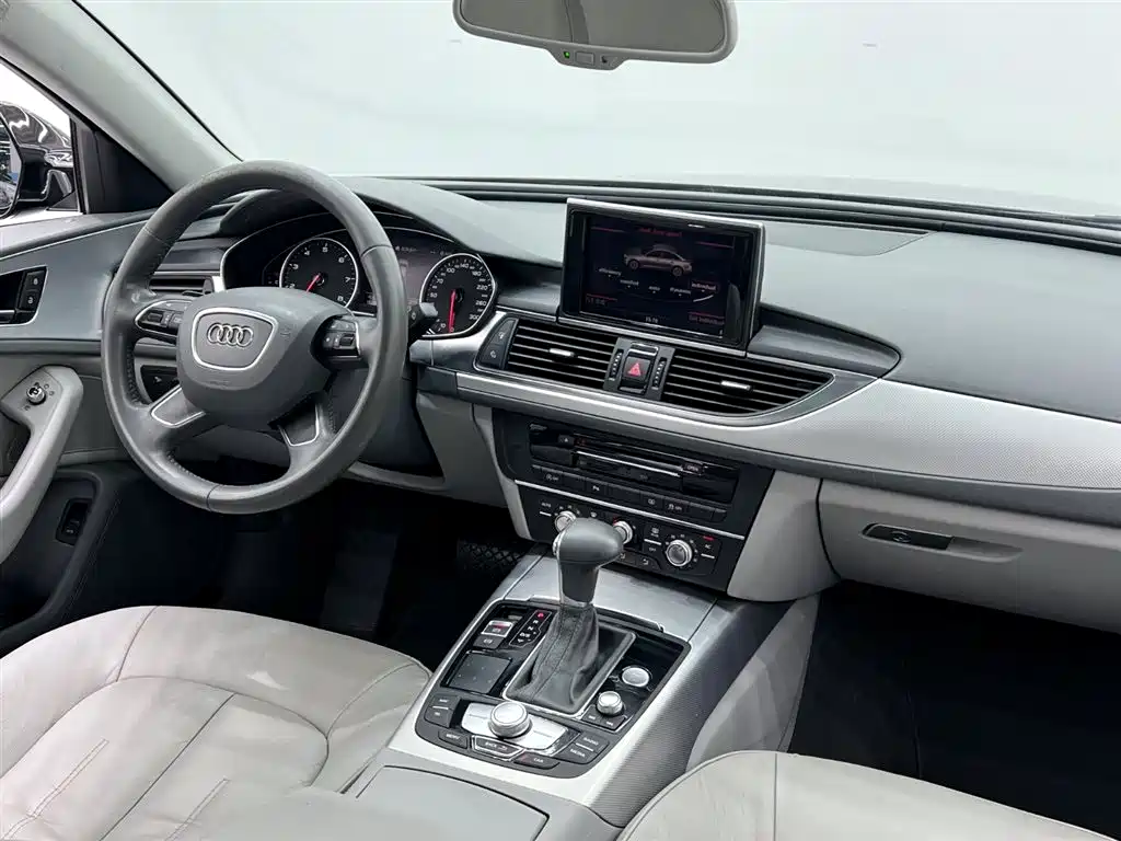Audi A6L 2012 TFSI Standard фото 13